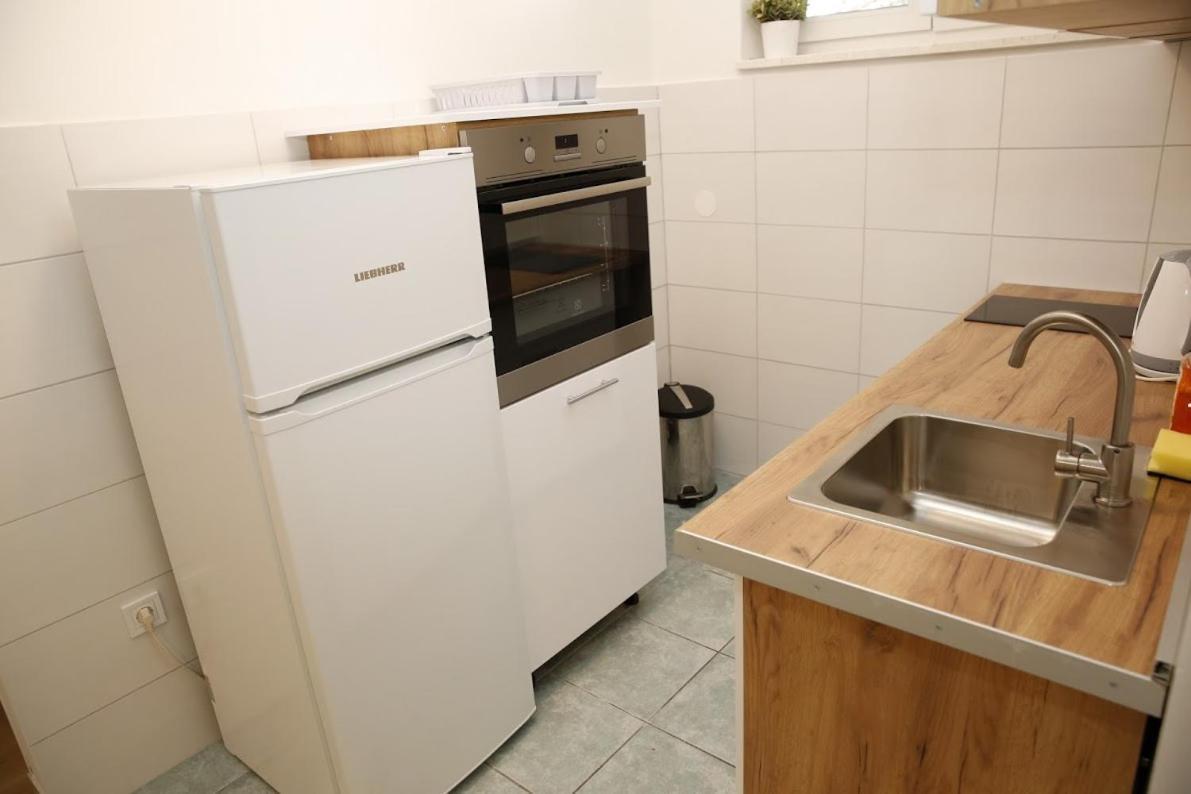 Apartmani Taradzic Vodice Exterior foto