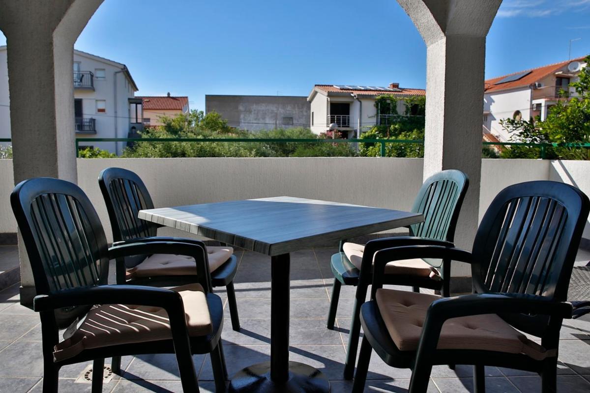 Apartmani Taradzic Vodice Exterior foto