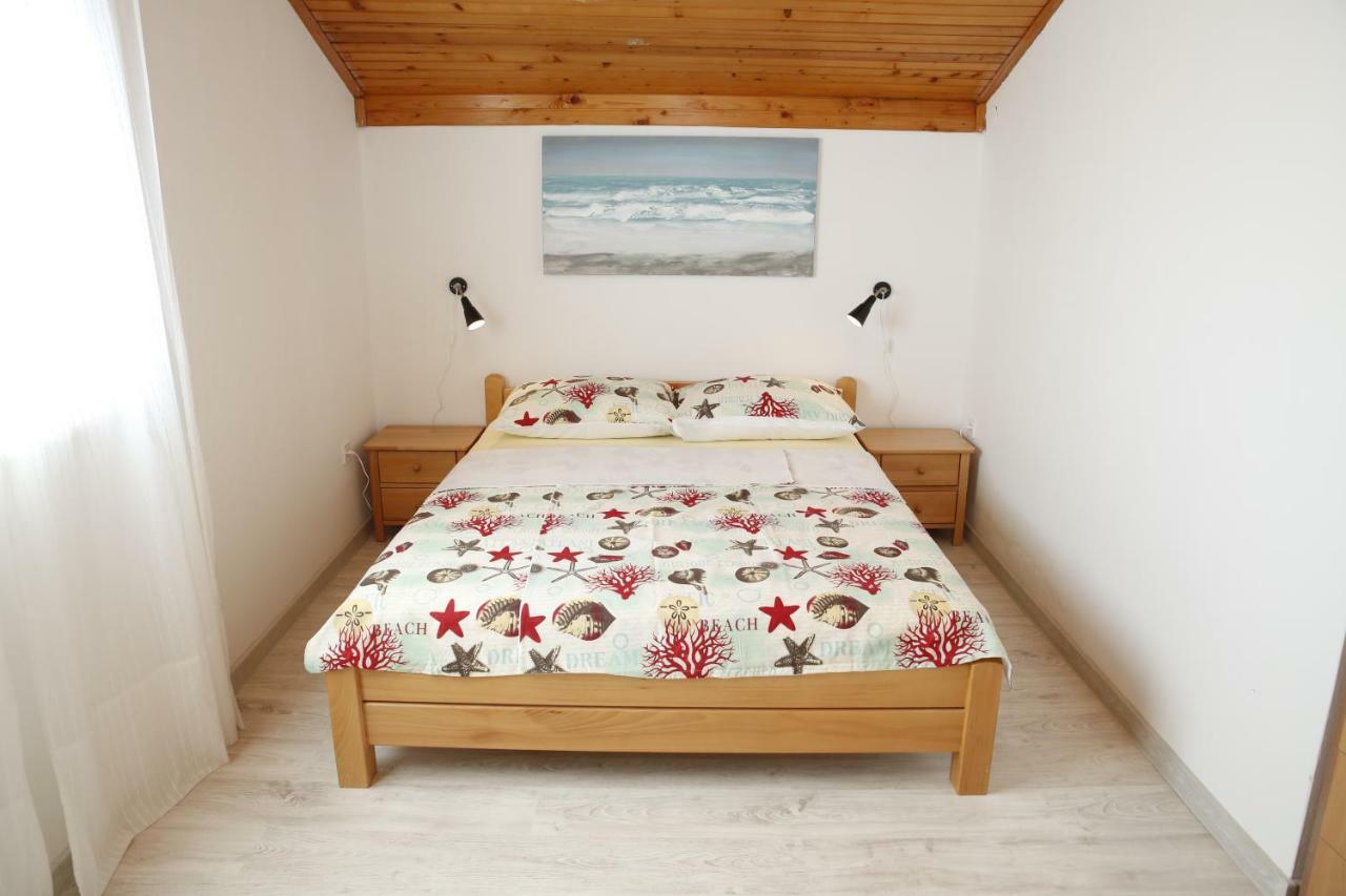 Apartmani Taradzic Vodice Exterior foto