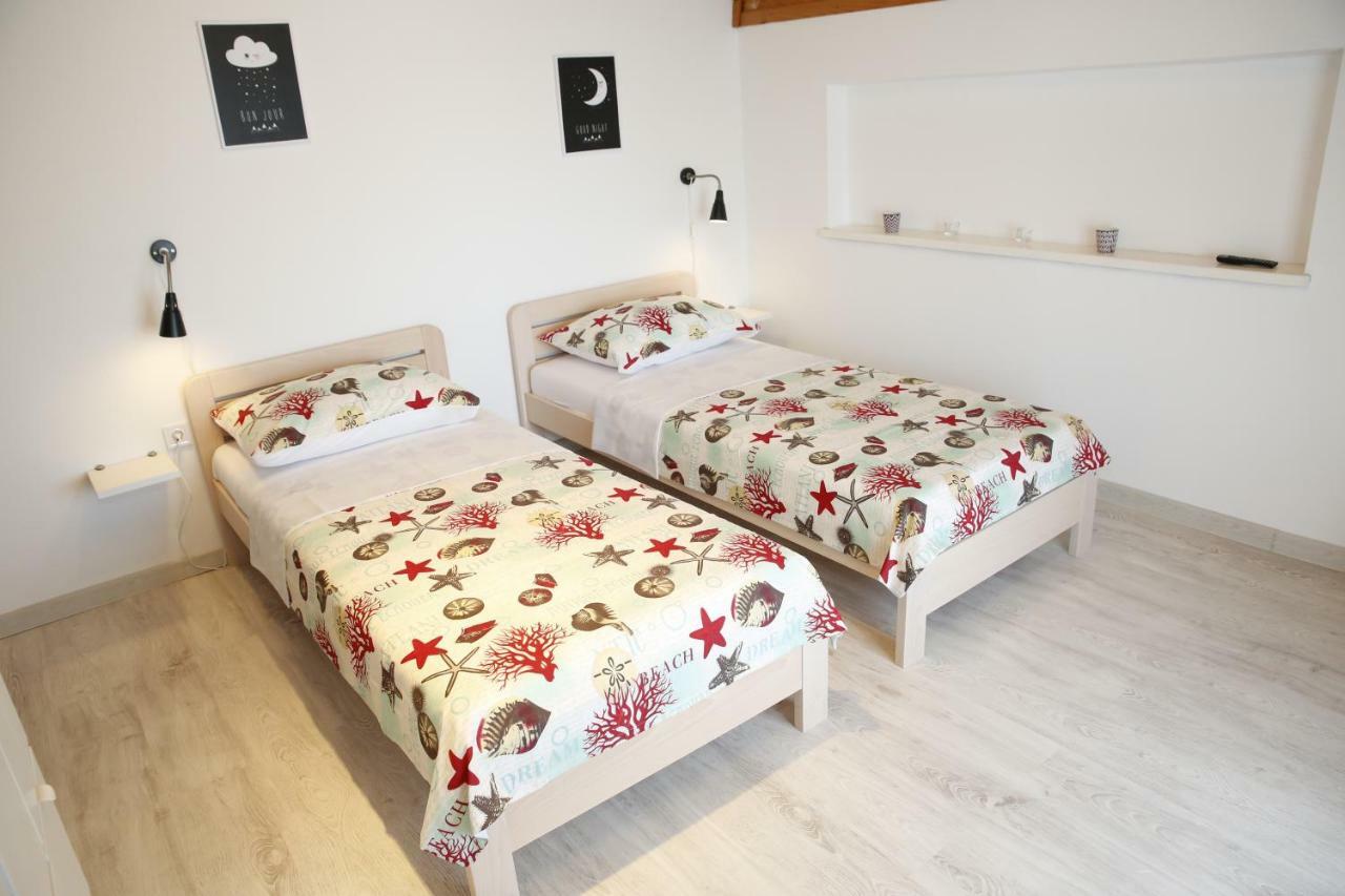 Apartmani Taradzic Vodice Exterior foto