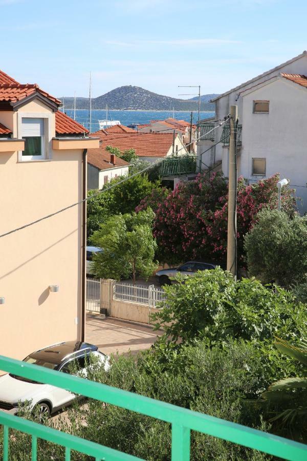 Apartmani Taradzic Vodice Exterior foto