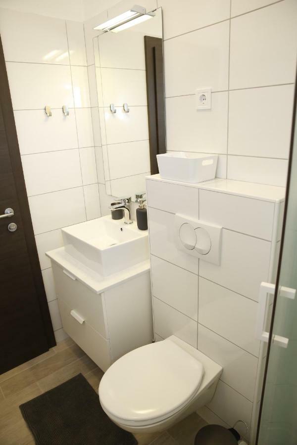 Apartmani Taradzic Vodice Exterior foto