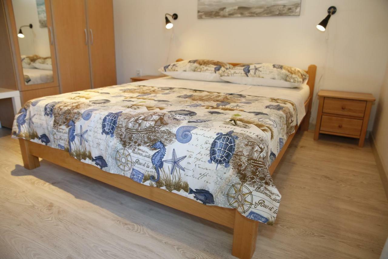 Apartmani Taradzic Vodice Exterior foto