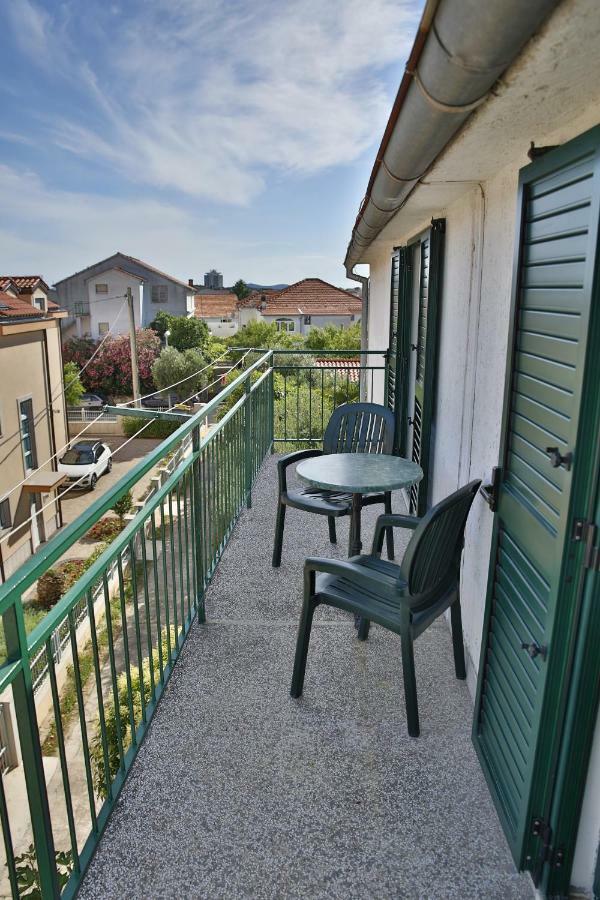 Apartmani Taradzic Vodice Exterior foto